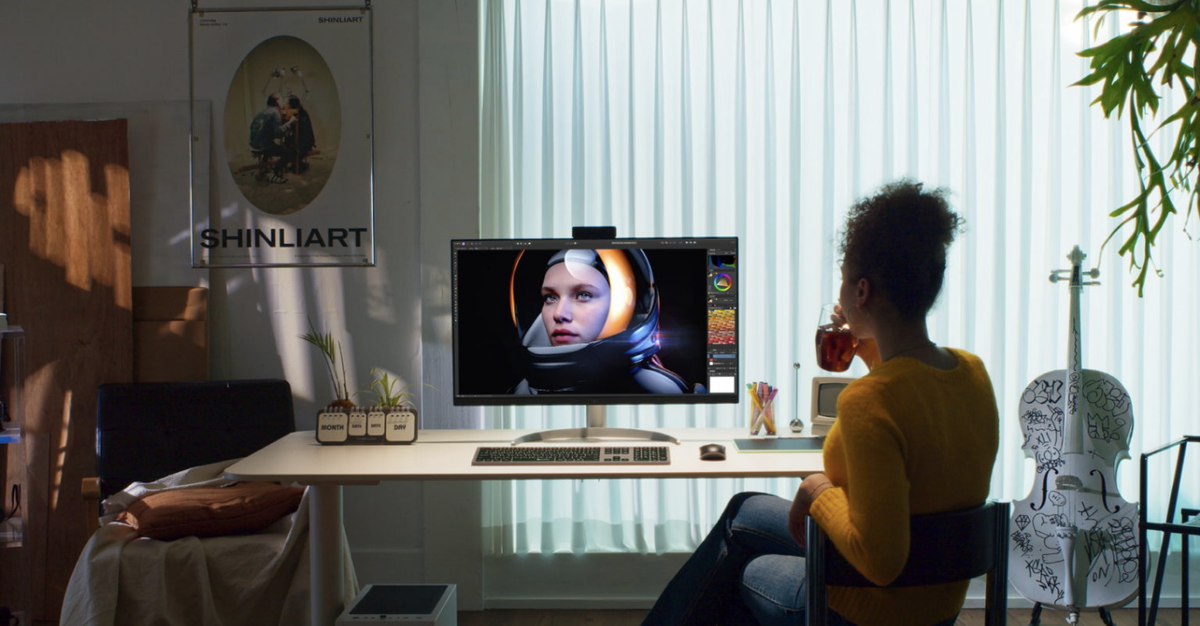 The new LG UltraFine Display is a professional-quality monitor designed with the needs of art directors, graphic designers, photo/video editors, and live streamers in mind. 