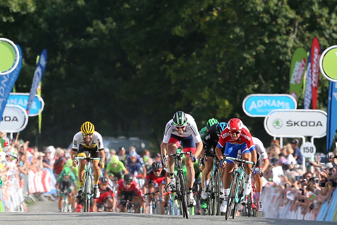 The sprint on stage 4 of Tour of Britain
