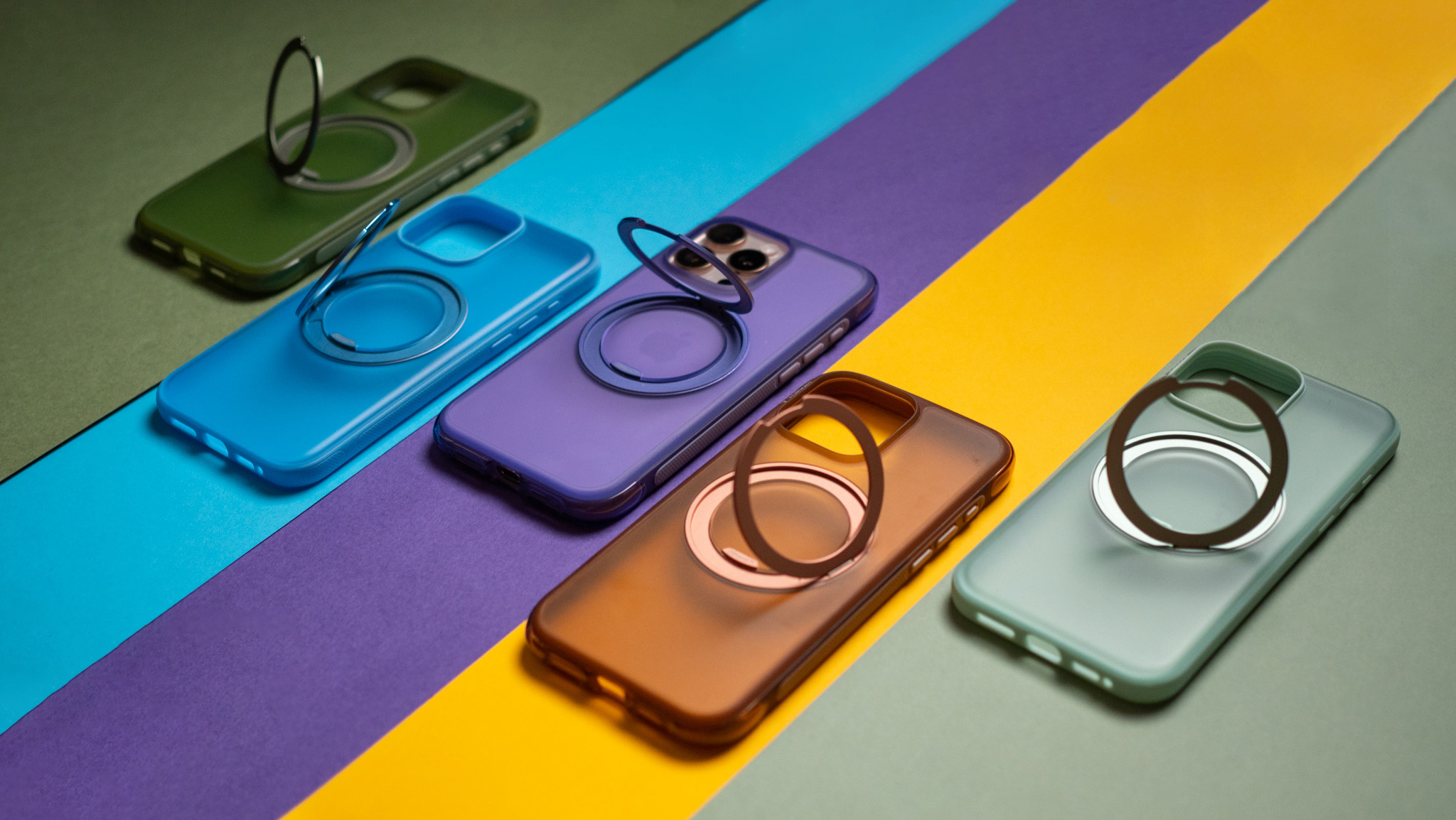 TORRAS iPhone 16 Pro Max Ostand Case