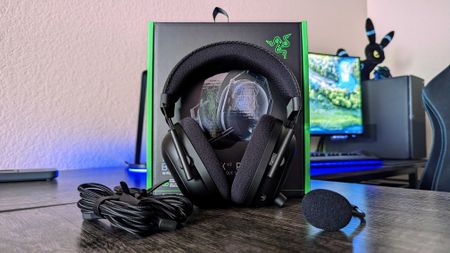 Image of the Razer BlackShark V2 Pro (2023).