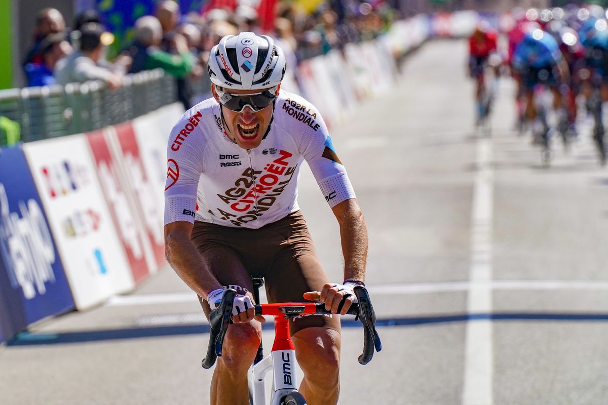 Tour of the Alps 2022 - 45th Edition - 1st stage Cles - Primiero/S. Martino di Castrozza 160.9km - 18/04/2022 - Geoffrey Bouchard (FRA - AG2R Citroen Team) - photo Massimo Fulgenzi/SprintCyclingAgency&Acirc;&copy;2022