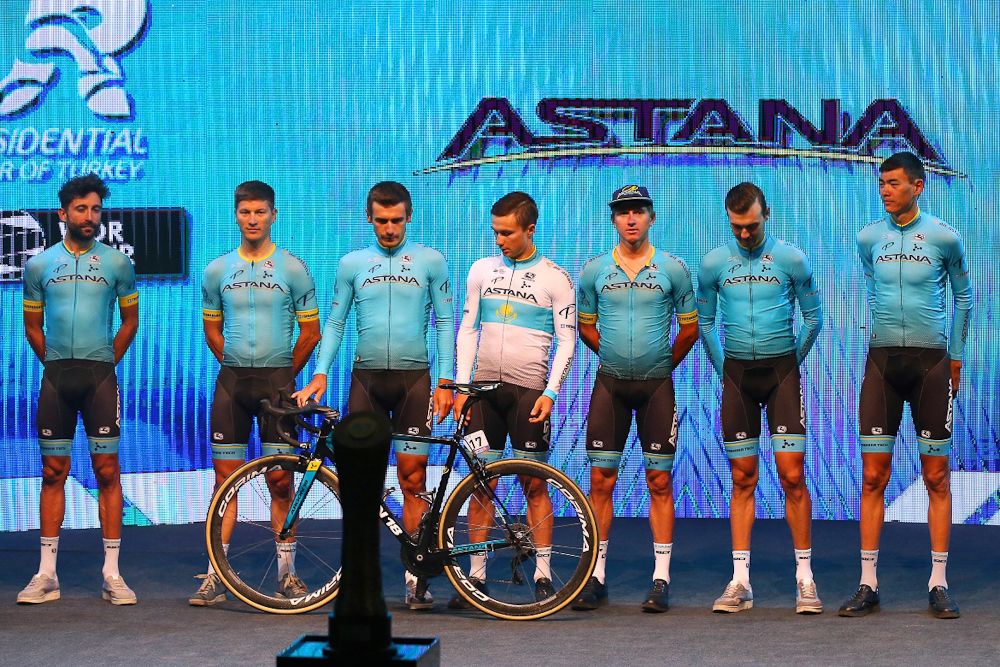 Riders from Astana are introduced