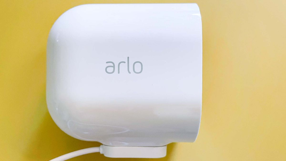 Arlo Pro 4