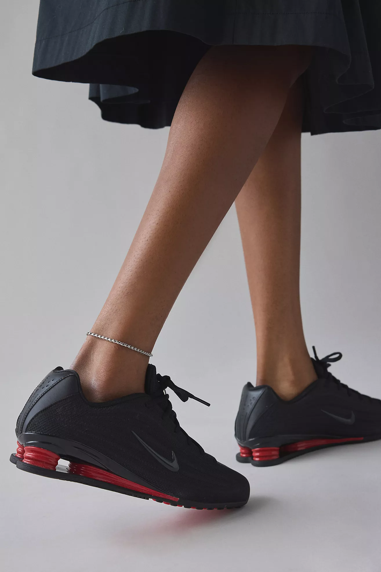 Nike Women's Shox Z Sneaker