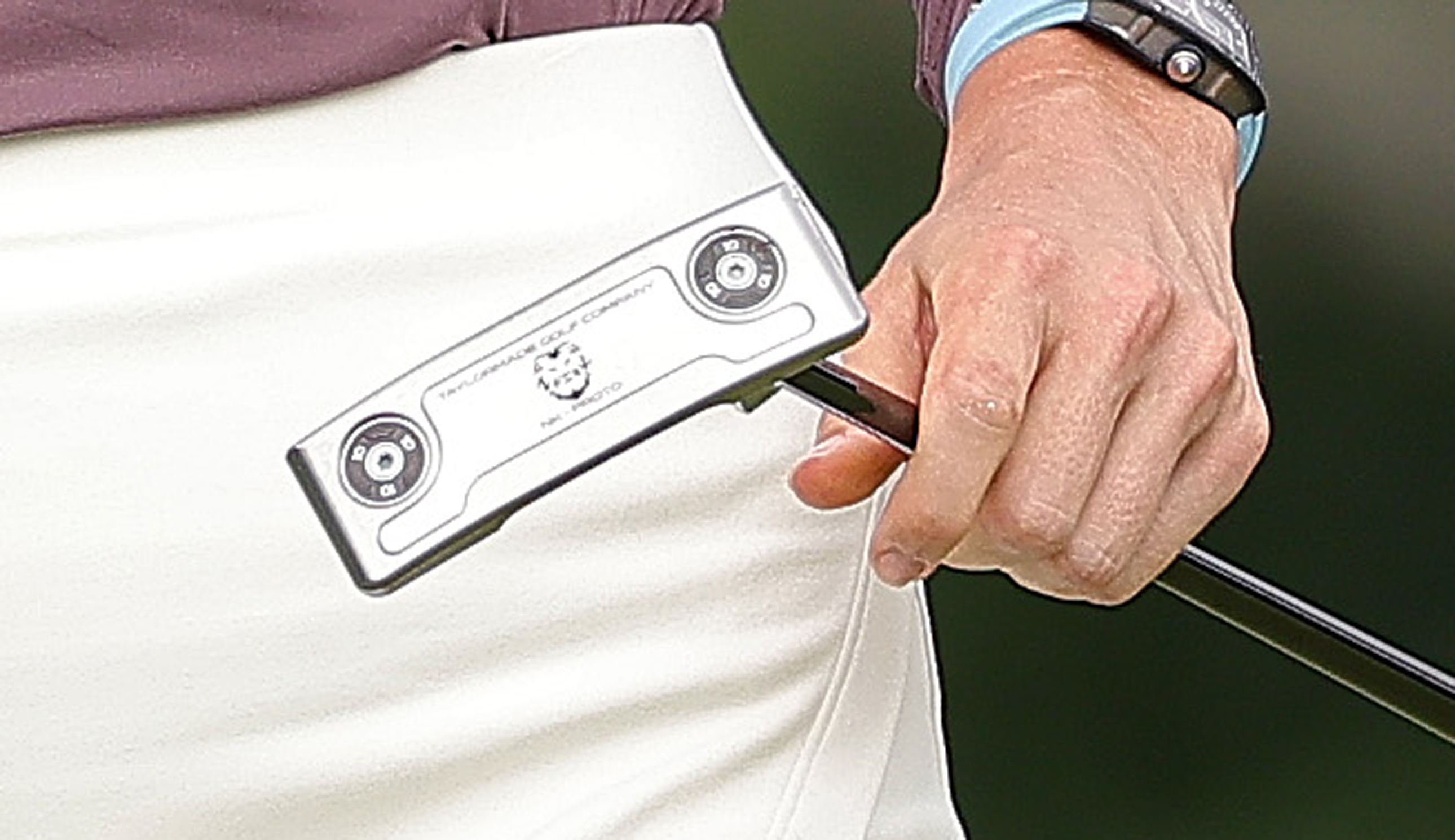 A close-up of Nelly Korda's putter