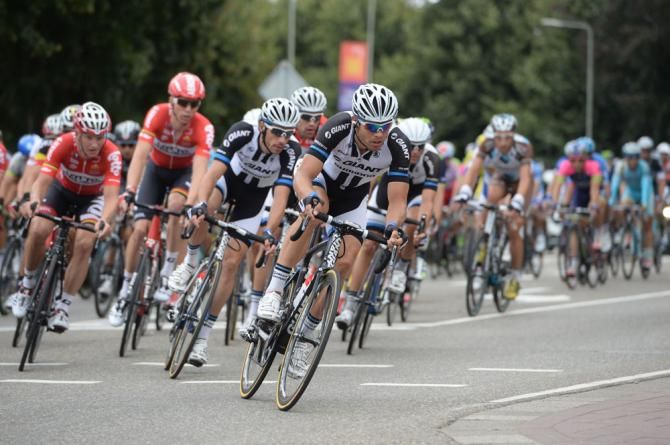 Giant Shimano hit the front