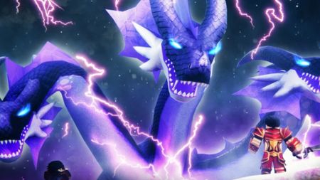 A warrior battles a three-headed dragon in Dungeon Heroes.