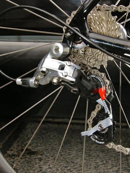 Breschel's bike was fitted with a Red rear derailleur&hellip;