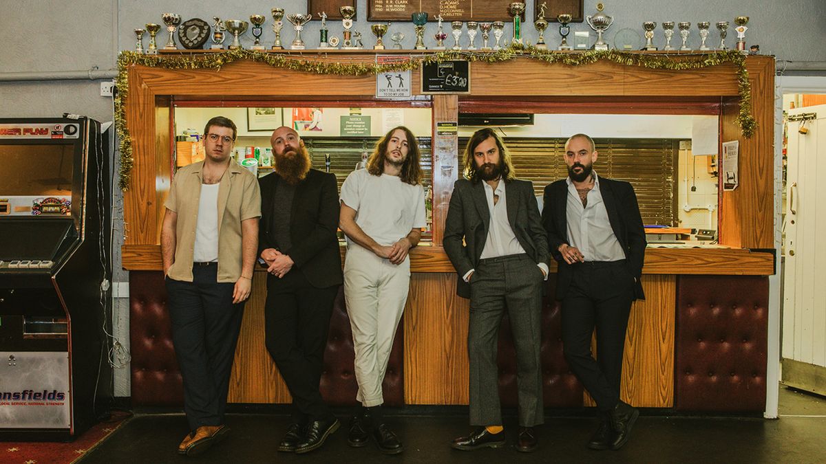 A portrait of Idles