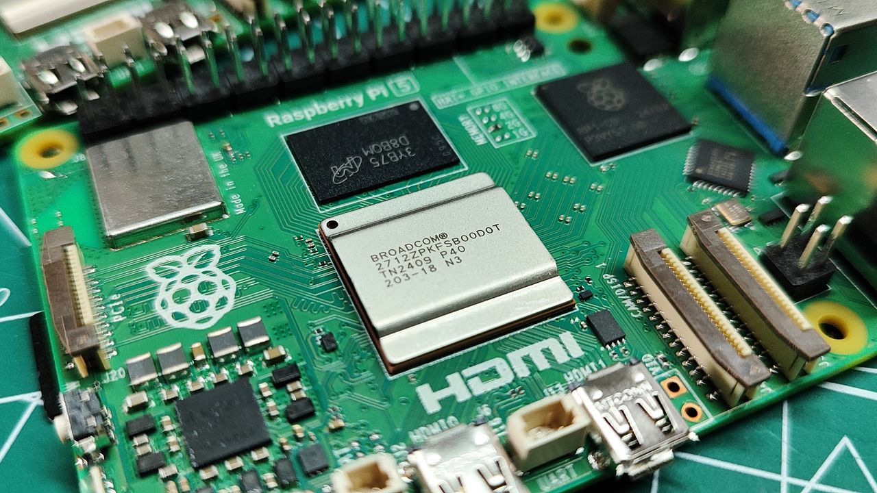 Raspberry Pi 5 2GB