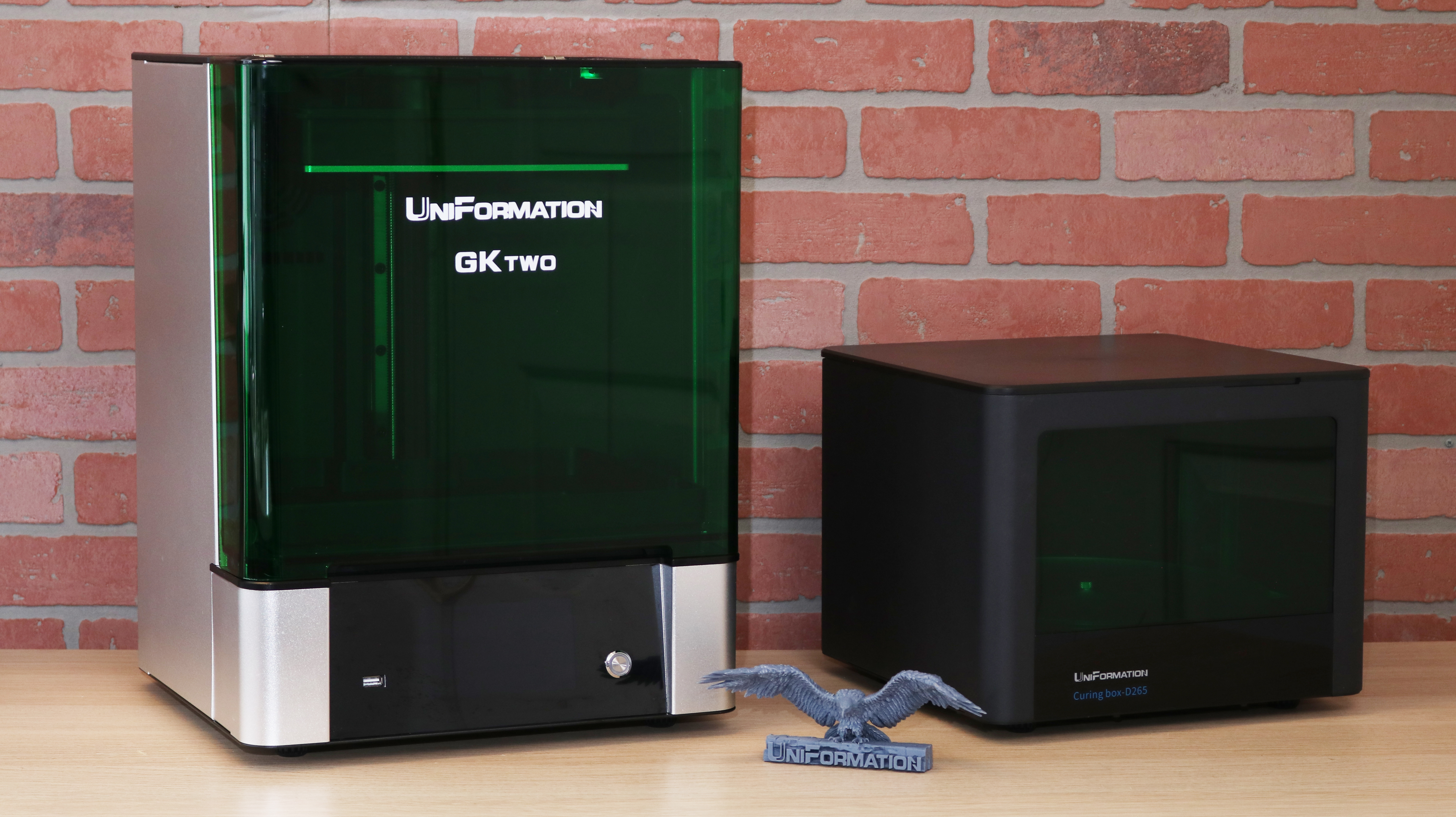 UniFormation GKTwo LCD Screen – Yes, That's 3D Printed