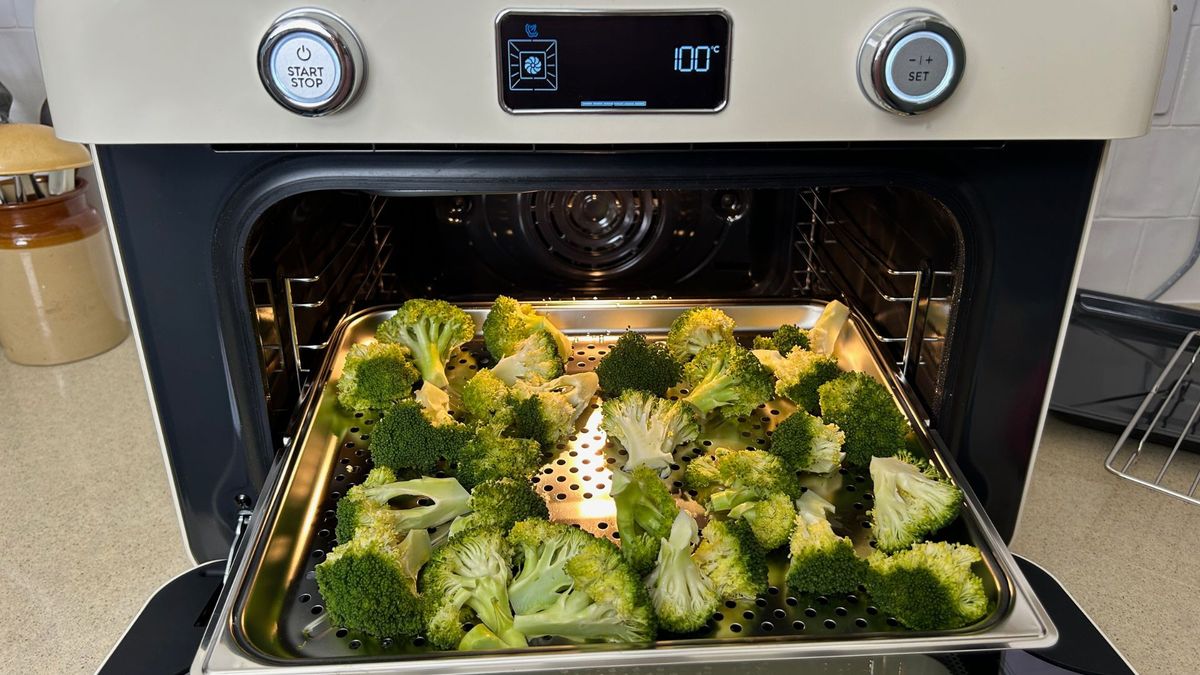Smeg Countertop Combi Steam Oven