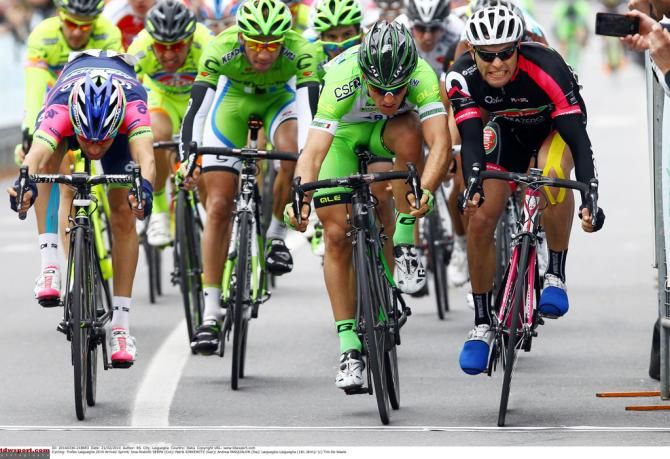Andrea Pasqualon won the sprint for third place