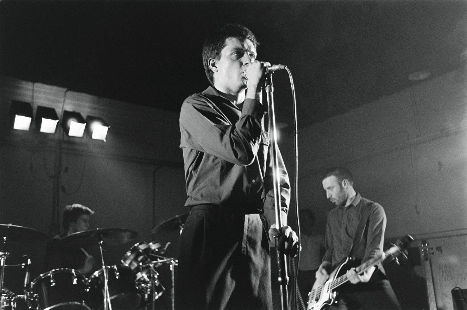 joy division performing as a band 