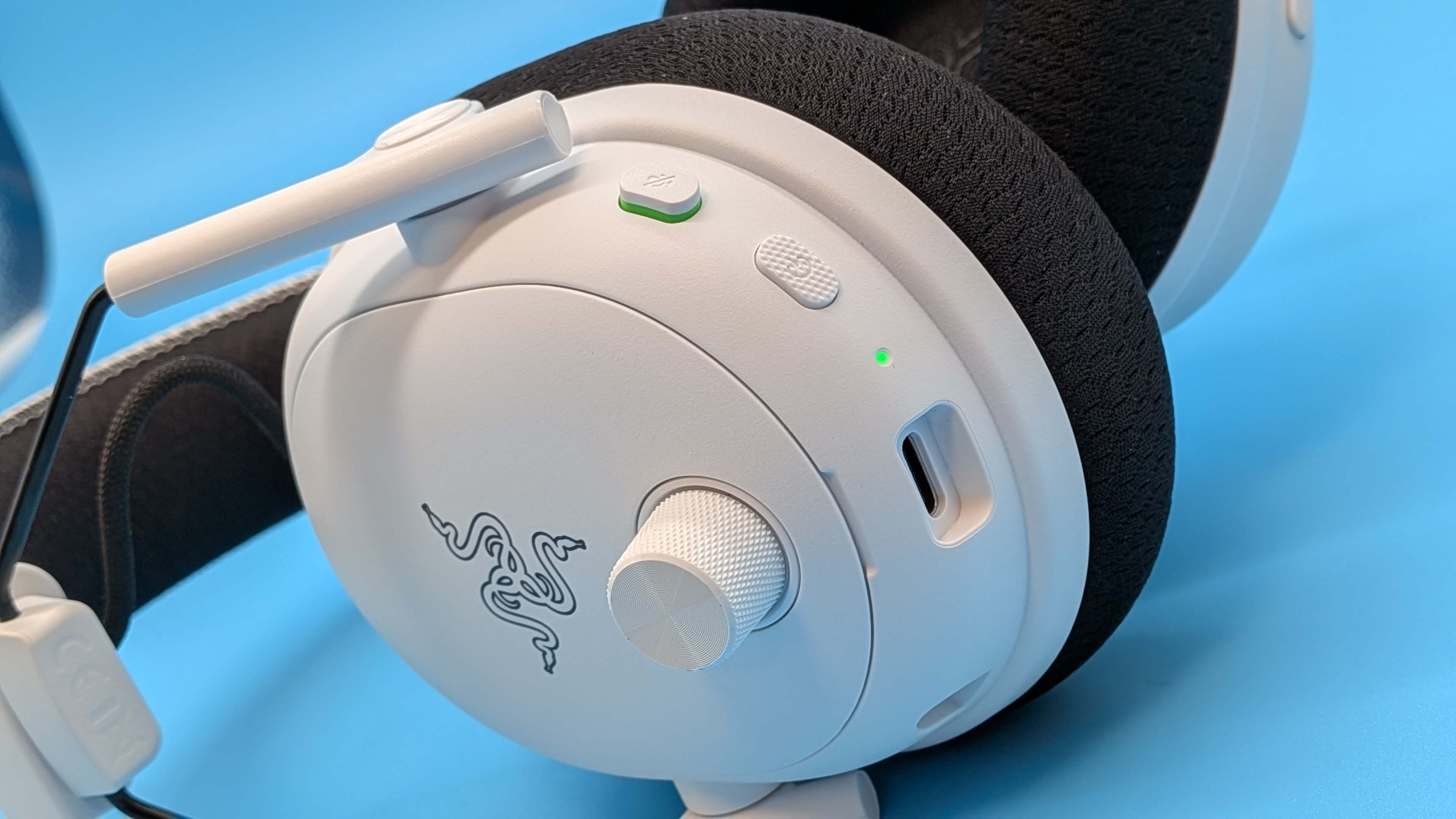 Razer BlackShark V3 Pro gaming headset