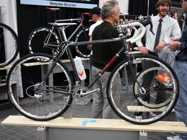 Boulder, Colorado builder Mosaic brought a fleet of bikes to NAHBS including this steel 'cross bike.