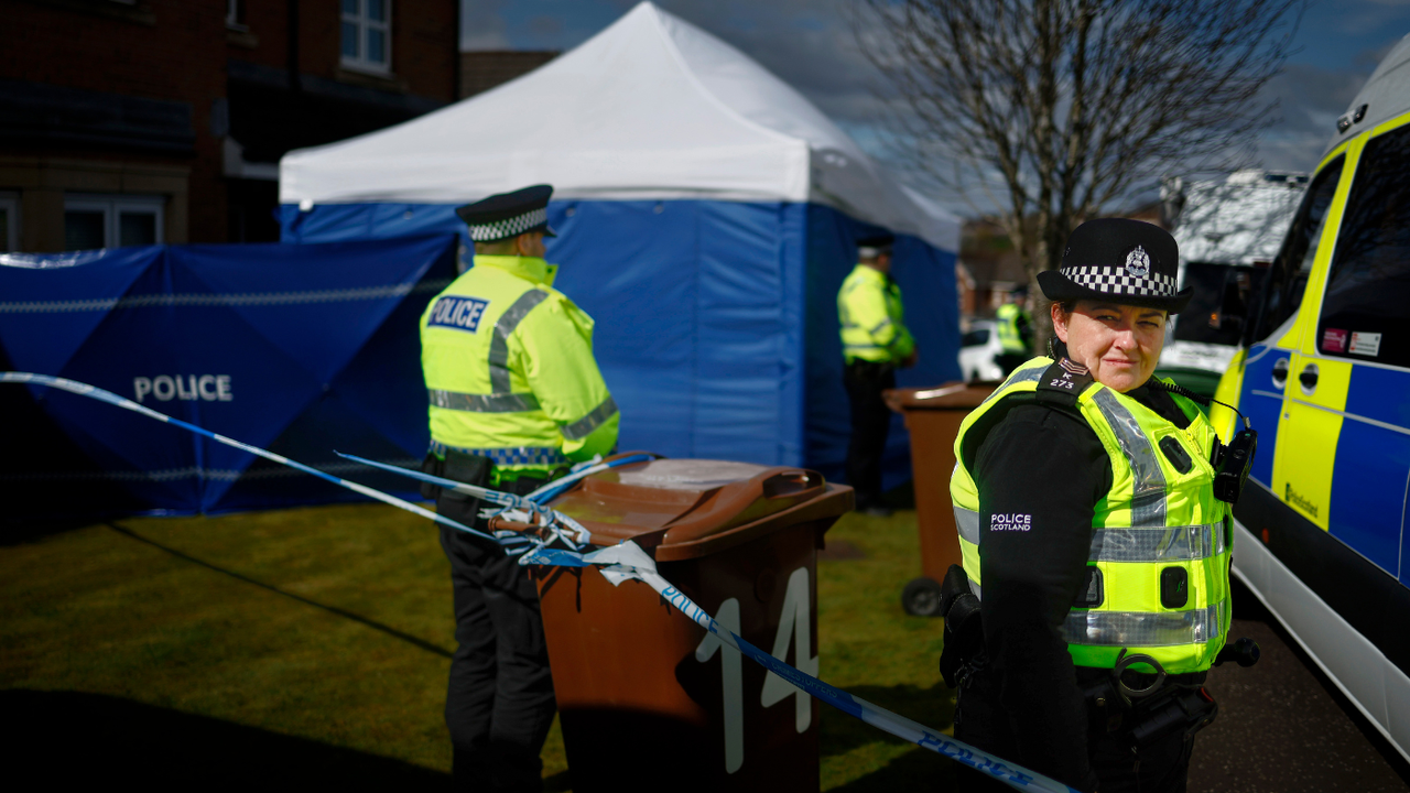 Police outside Nicola Sturgeon and Peter Murrell&amp;#039;s home