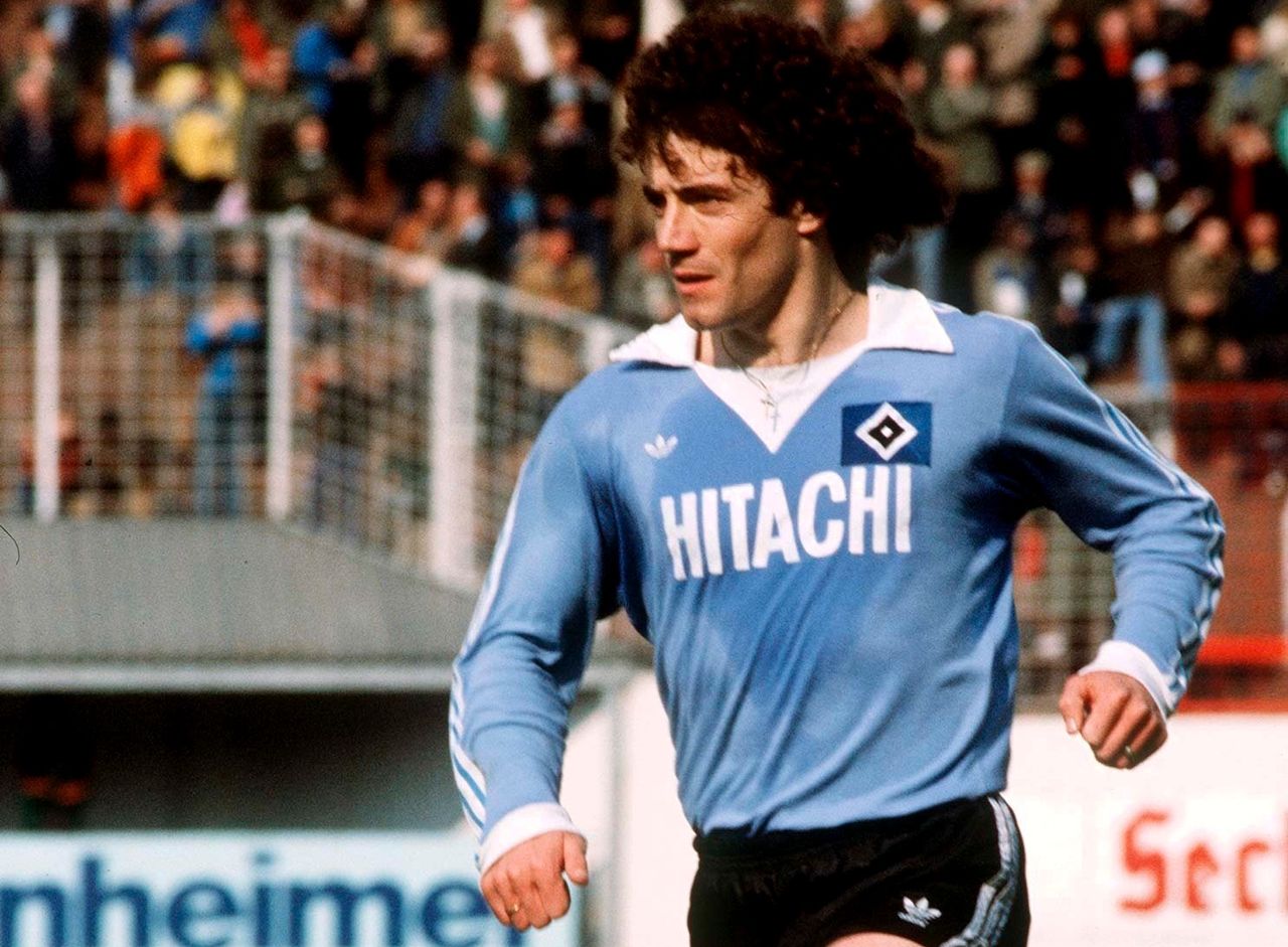 Kevin Keegan in action for Hamburg against Fortuna Dusseldorf, April 1979