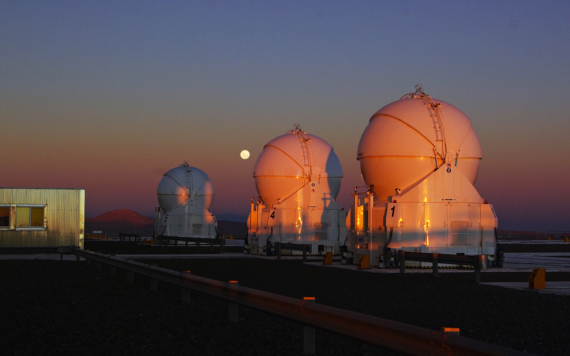 Belt of Venus Over Cerro Paranal space wallpaper