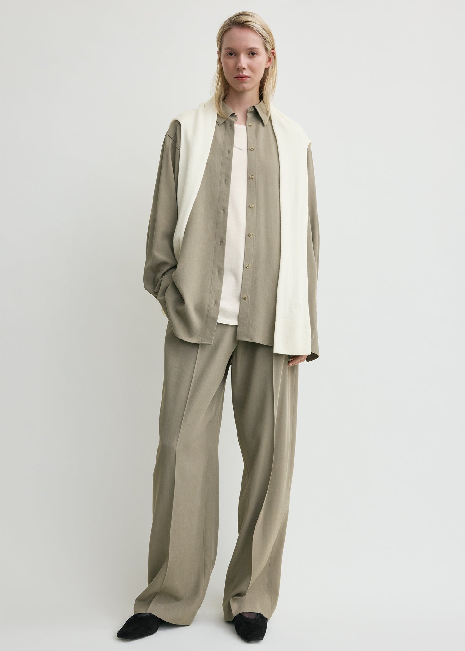 Classic Tuxedo Shirt Taupe