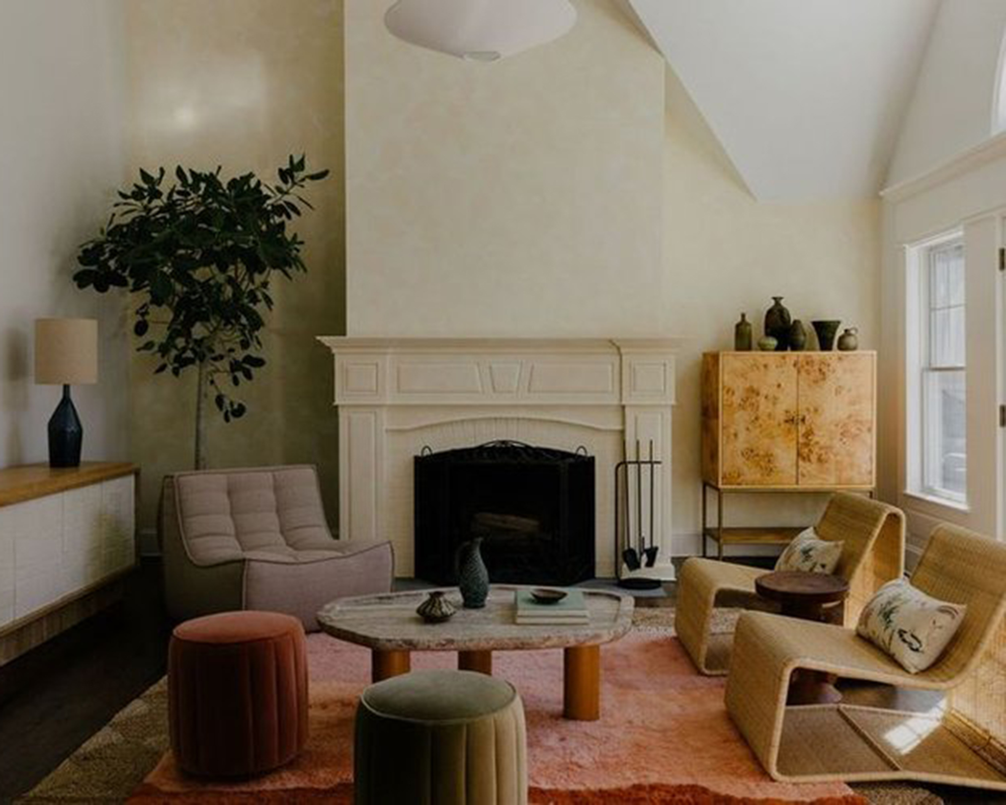 living room with pink rug