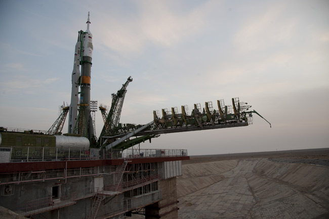 The Soyuz launcher carrying the Soyuz TMA spacecraft is erected on the launch pad at the Baikonur Cosmodrome in Kazakhstan. It will bring NASA astronaut Catherine Coleman, Russian cosmonaut Dmitry Kondratyev and European astronaut Paolo Nespoli to the Int