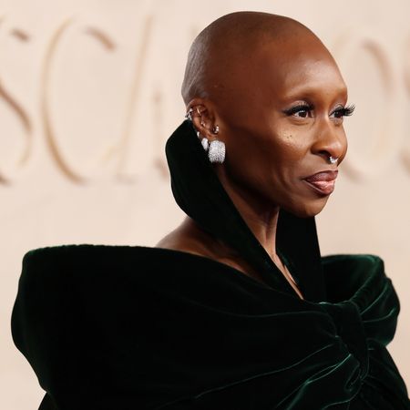 Cynthia Erivo at the 2025 Oscars in a green velvet gown 