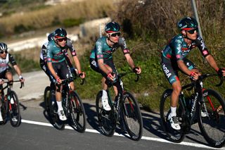 Aleksandr Vlasov defends Jai Hindley's overall Giro d'Italia title