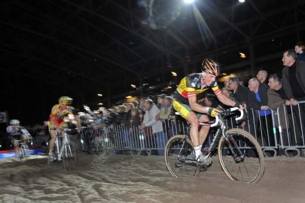 Nys powers through the sand