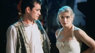 Luke Perry and Kristy Swanson in Buffy the Vampire Slayer