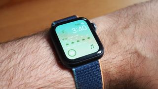 Close Up Modular Apple Watch Face In Watchos 9 Beta