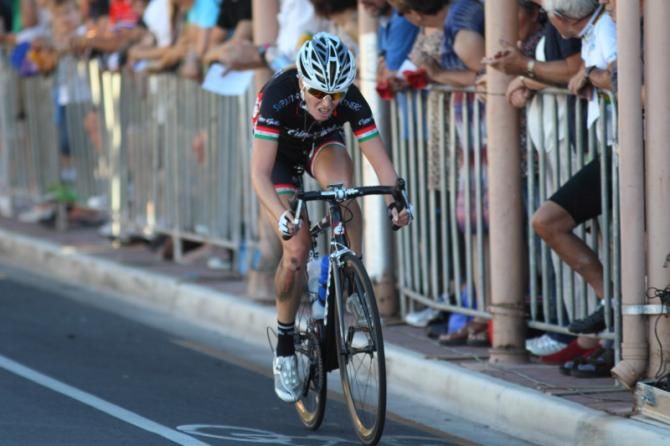 Eventually Carla Ryan (Crino Cycles / Casa &amp; Boggeta) tried to bridge to Hogan, but too late