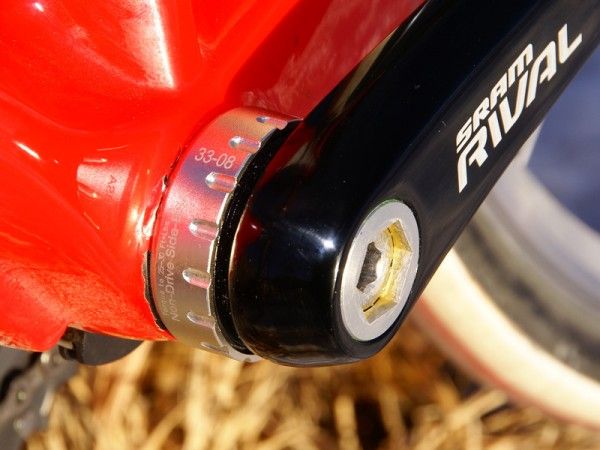 Not surprisingly, the new Rival also makes do with the same GXP bottom bracket as before, along with the same could-be-better levels of seal friction.