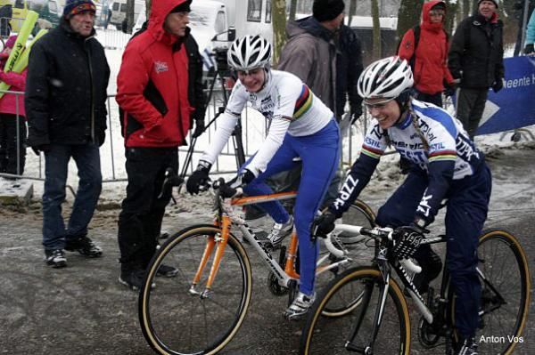 Marianne Vos and Daphny Van den Brand are friendly competitors.