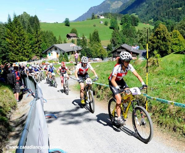 Jolanda Neff and Linda Indergand (Switzerland) lead on lap 1