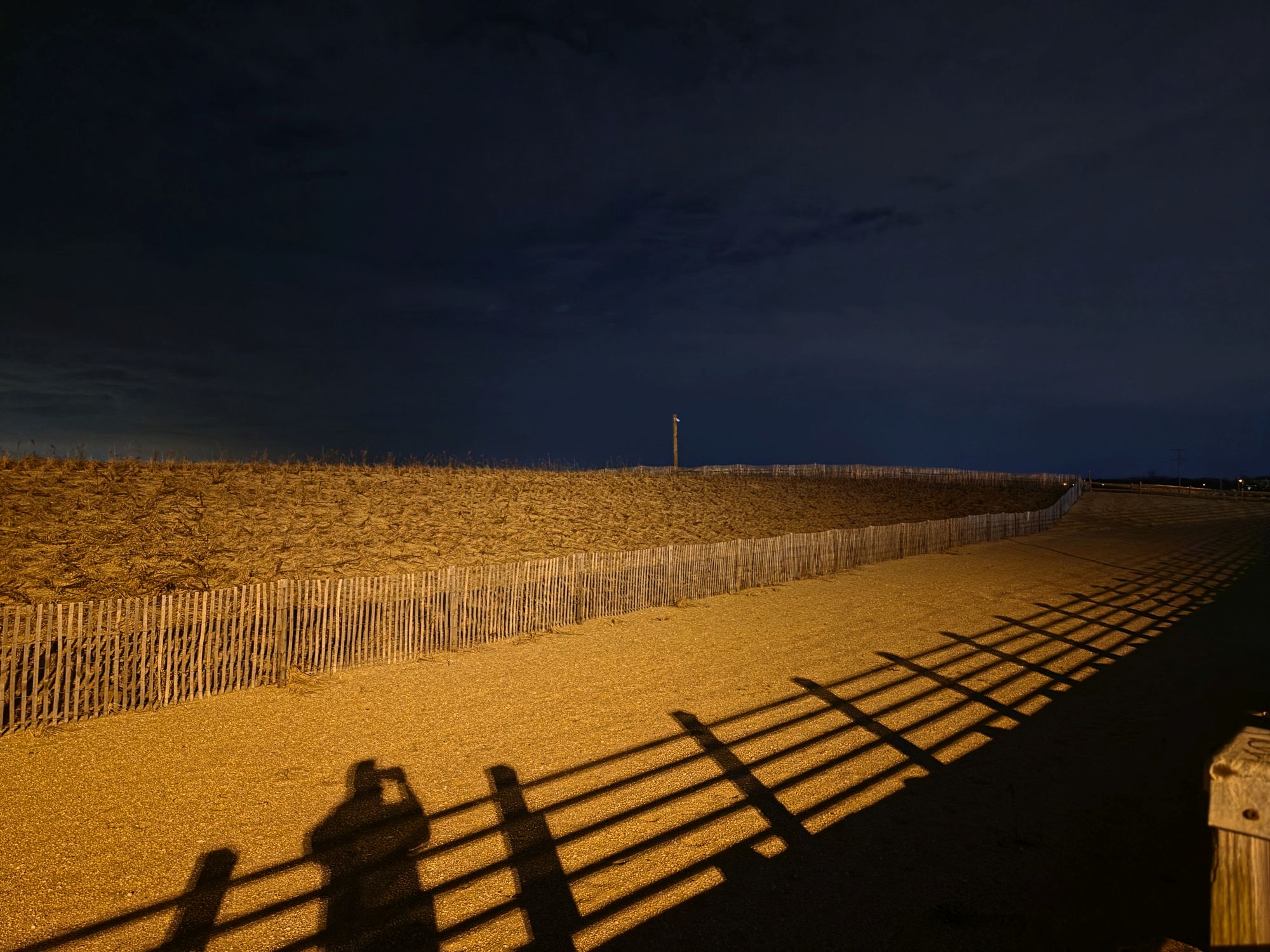 Samsung Galaxy S26 Ultra low light sample.