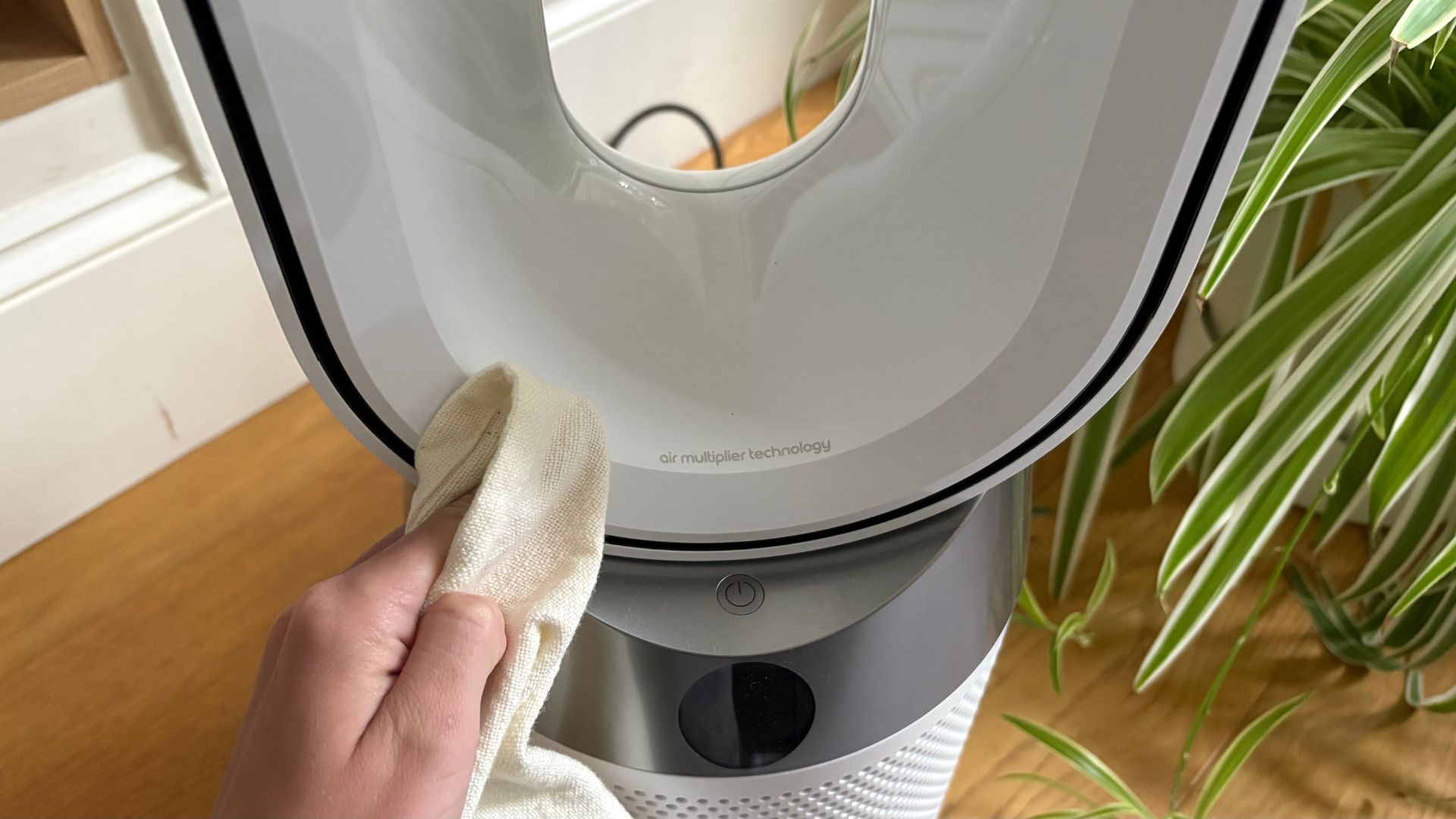 Testing the Dyson Purifier Hot + Cool HP1