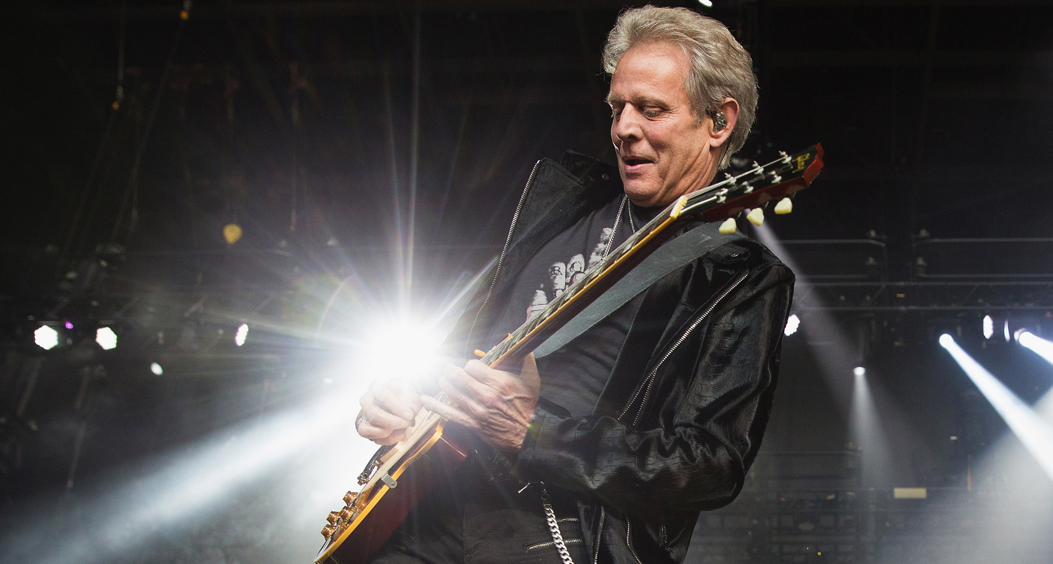 Don Felder performs on stage with a Gibson Les Paul during the 'United We Rock Tour 2017' at White River Amphitheatre 