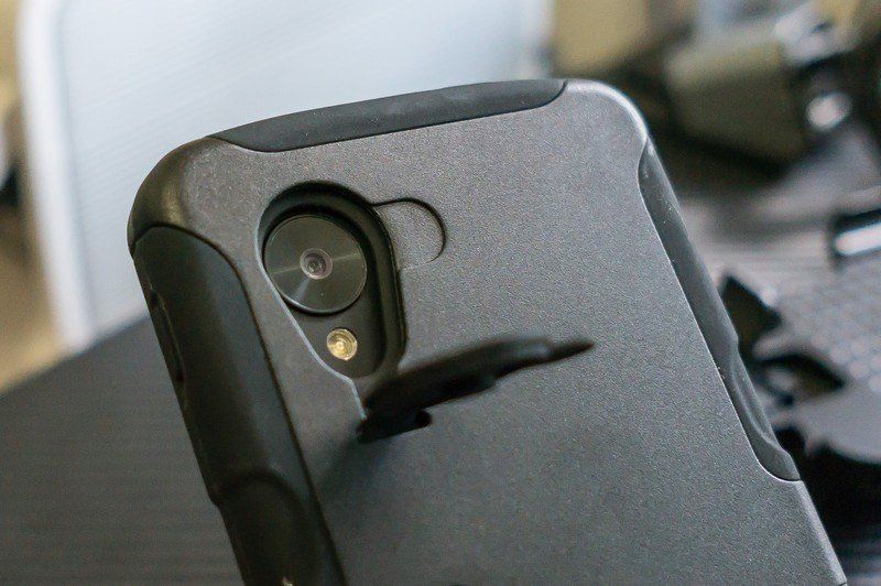 Seidio Convert with kickstand