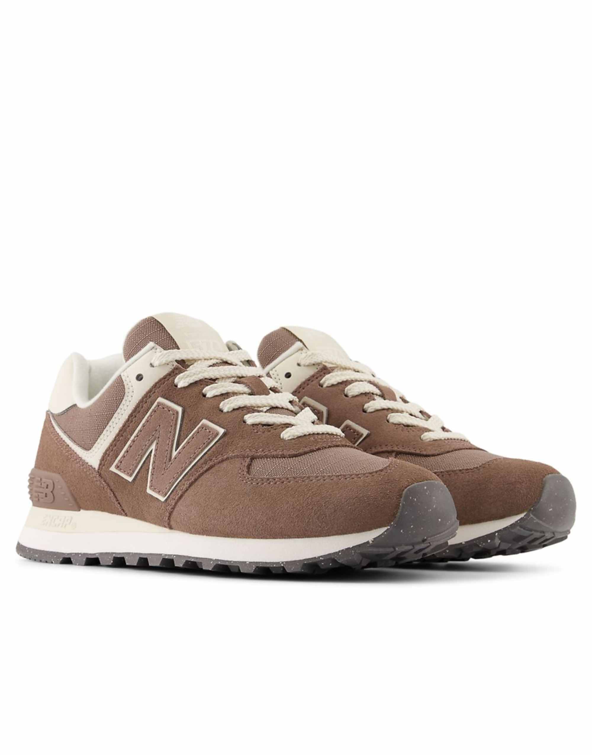 New Balance 574 Trainers in Brown