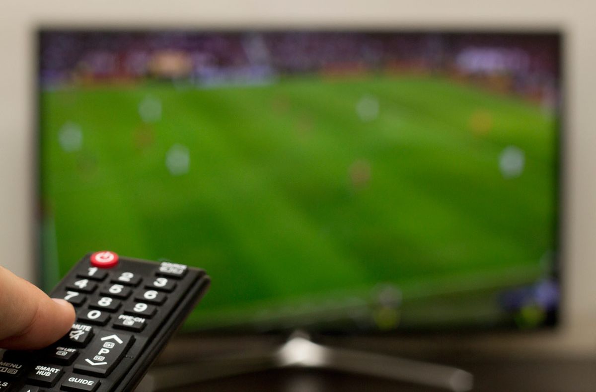 Smart TVs vs. Set-Top Boxes - Five Things You Should Consider - Tablo TV