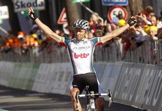 Australia's Matthew Lloyd (Omega Pharma-Lotto) soloed to victory in stage six.