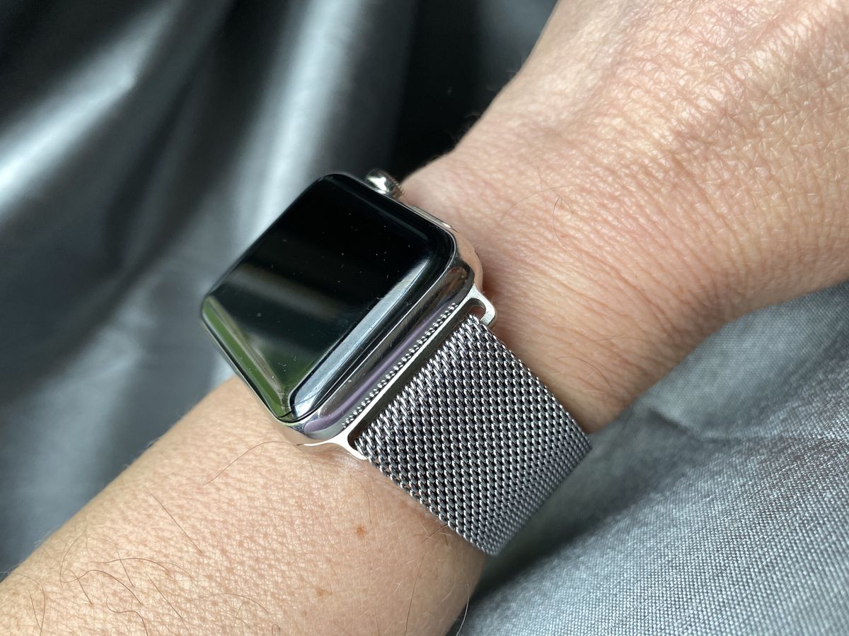 How To Get The Apple Watch Milanese Loop Look For Less IMore How To Get The Apple Watch Milanese Loop Look For Less IMore