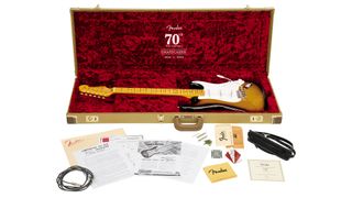 Fender 70th Anniversary American Vintage II 1954 Stratocaster case