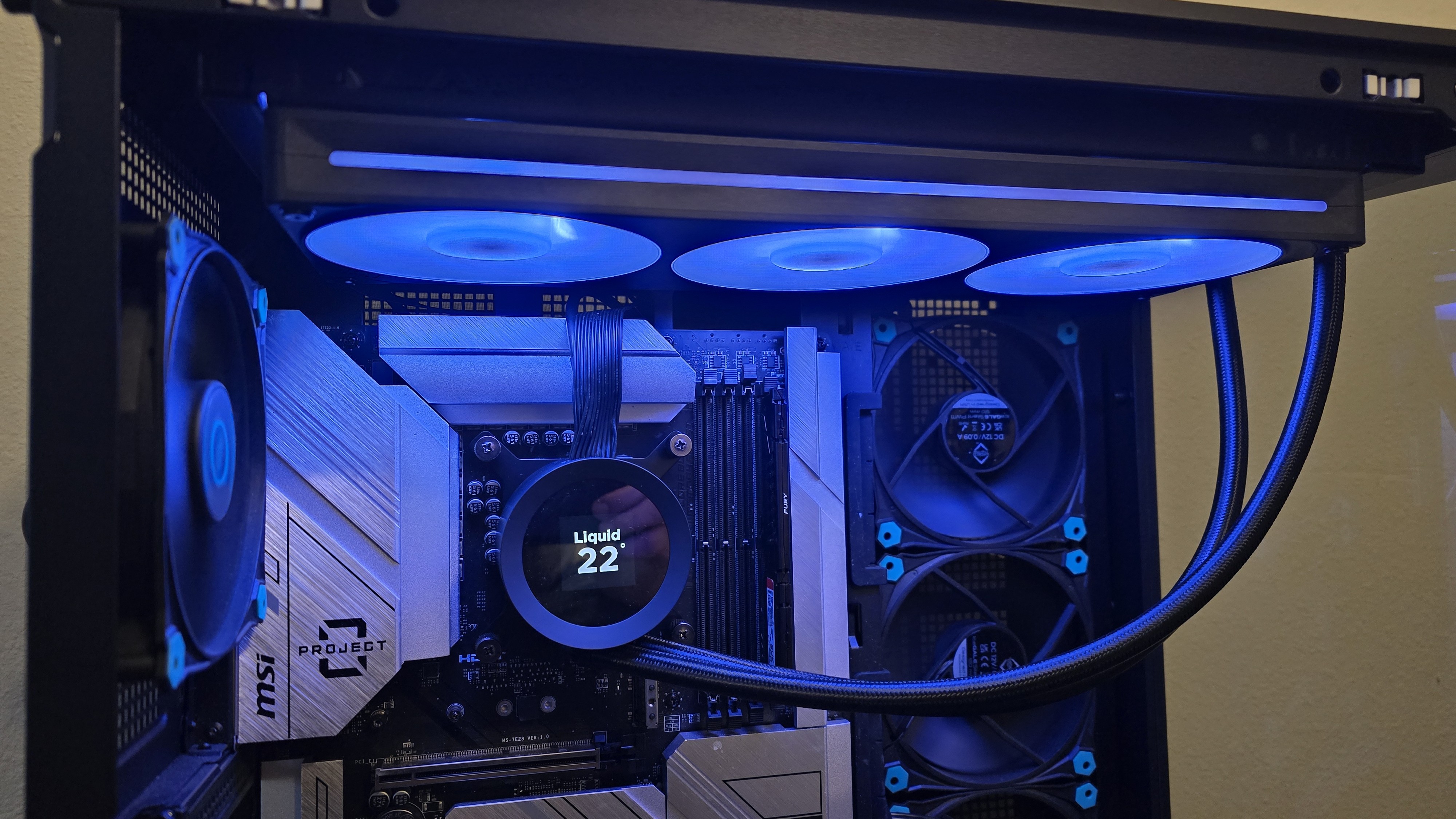 NZXT Kraken Plus 360 RGB