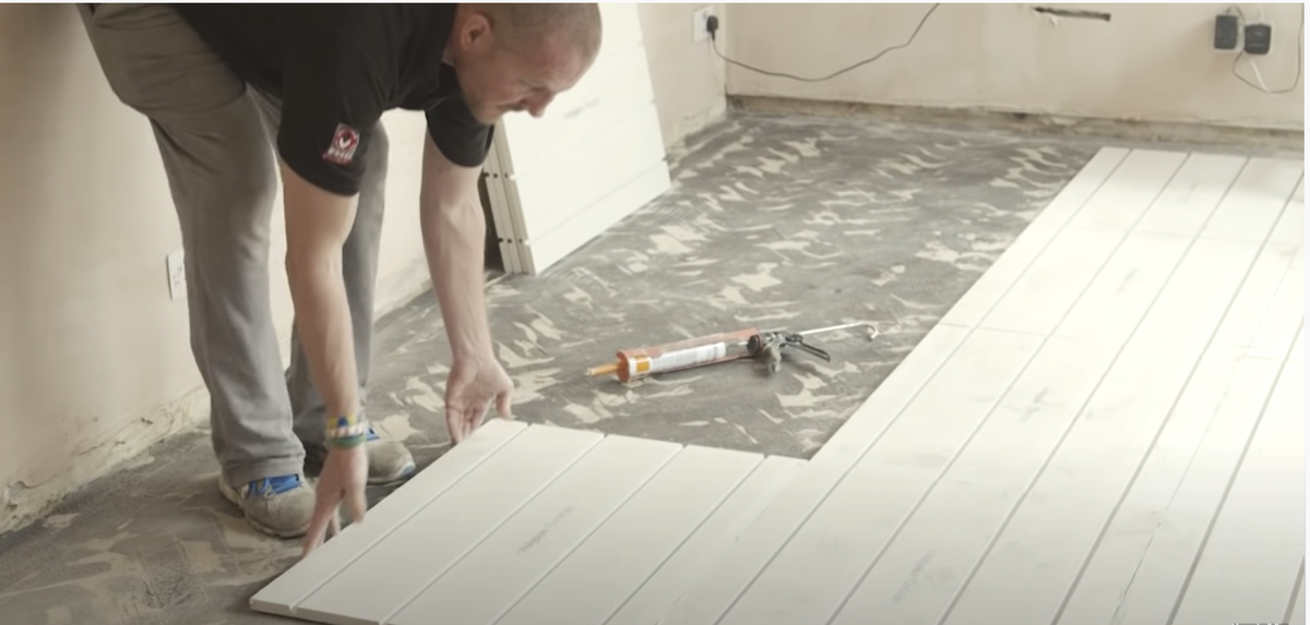 Retrofit Underfloor Heating: The Ultimate Guide | Homebuilding