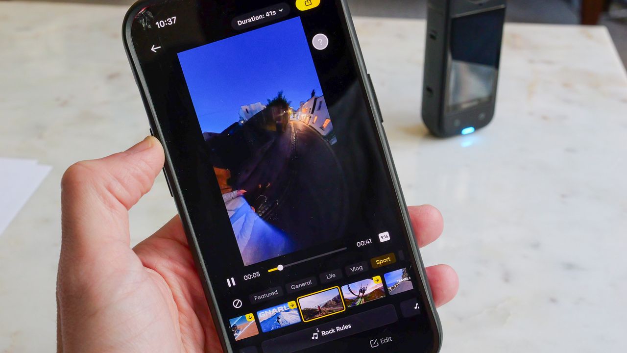 Insta360 mobile app on iPhone 13