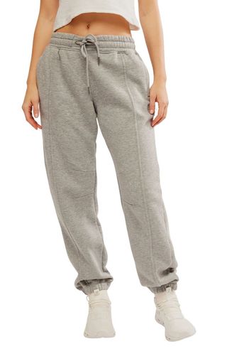 Sprint to the Finish Seamed Sweatpants