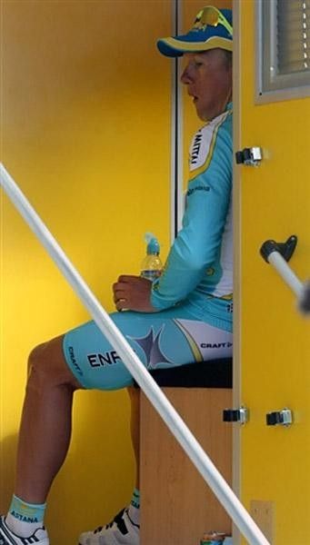 Alexander Vinokourov (Astana) waits in the anti-doping car control