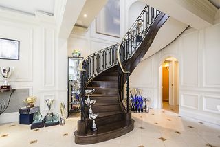 Reception hall at the little white house Mayfair